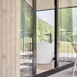 White Pearl By Myalps *