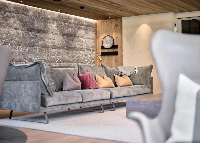 White Pearl By Myalps *